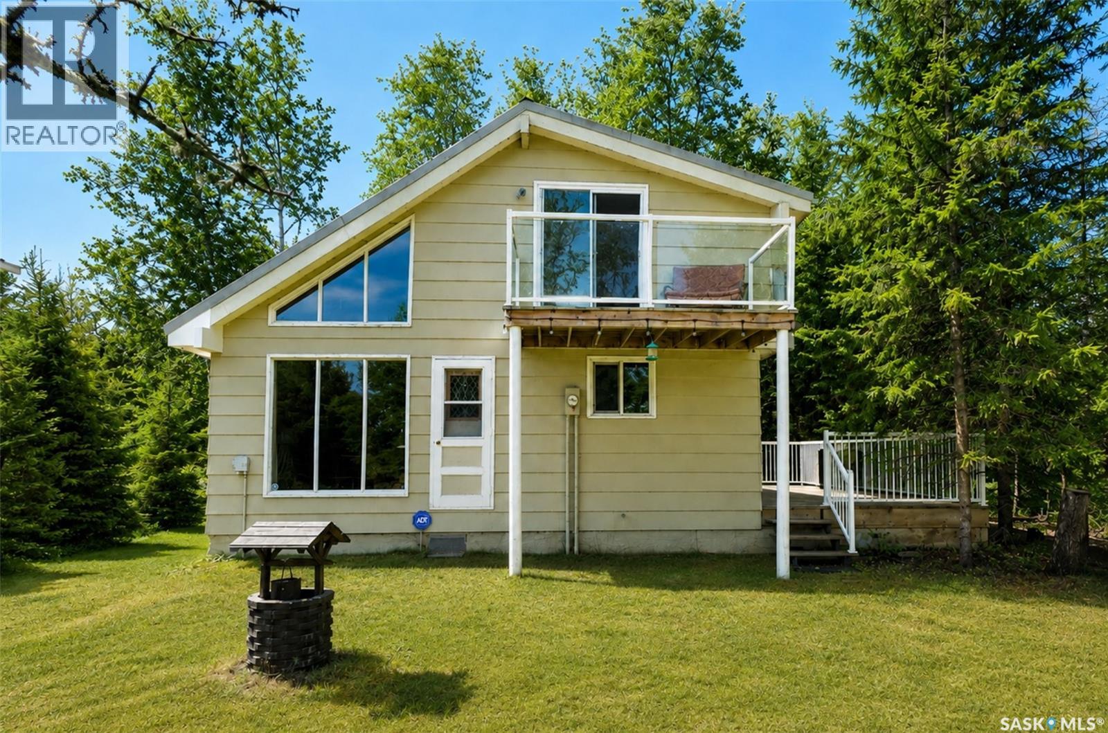 303 Christel CRESCENT - 1