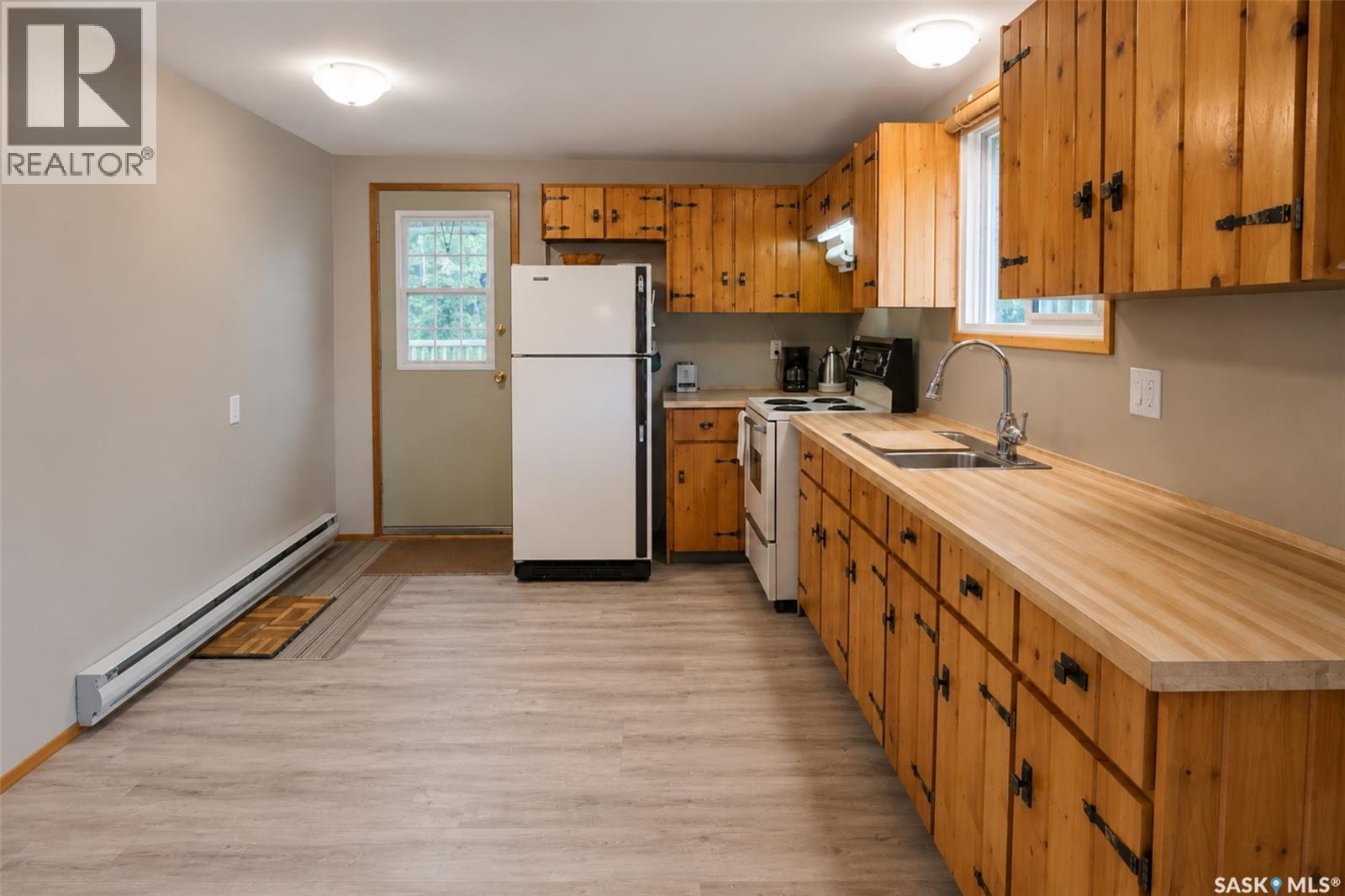 303 Christel CRESCENT - 7