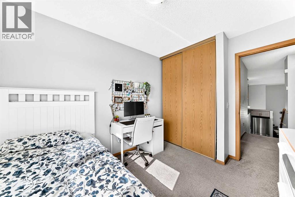 3628 Catalina Boulevard Northeast - Photo 16