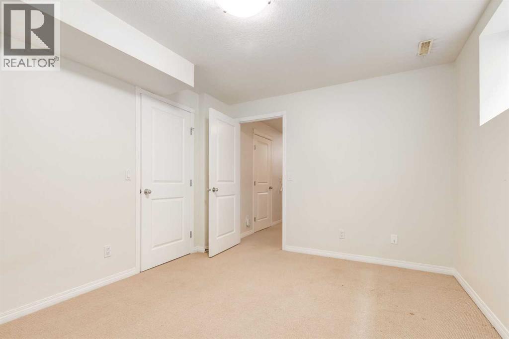 2234 15A Street SE - Image 24