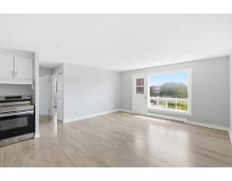 90 Rue Front, #402, Gatineau, QC J9H6E9 Photo 12