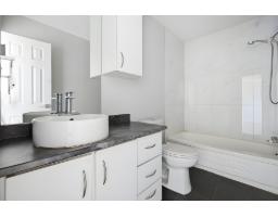 90 Rue Front, #402, Gatineau, QC J9H6E9 Photo 14