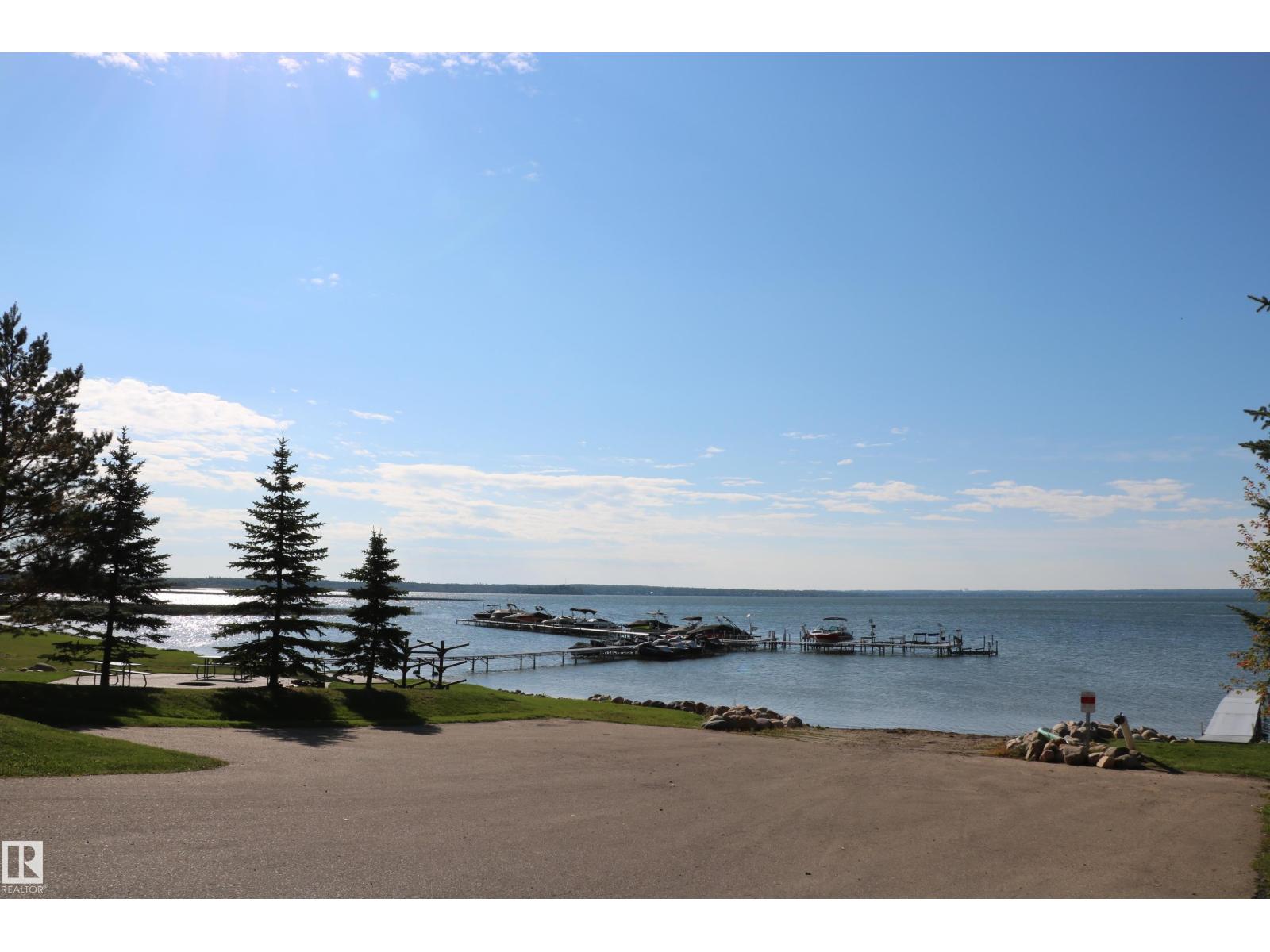 617 55101 Ste Anne Trail