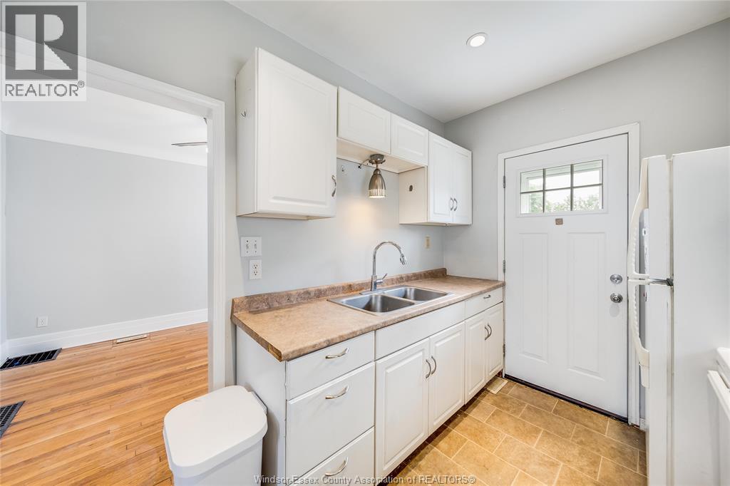 392 CURRY AVENUE - Image 15