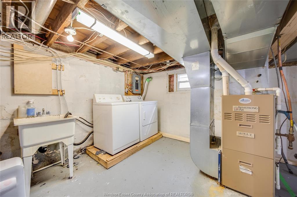 392 CURRY AVENUE - Image 36