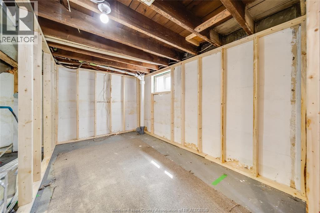 392 CURRY AVENUE - Image 39