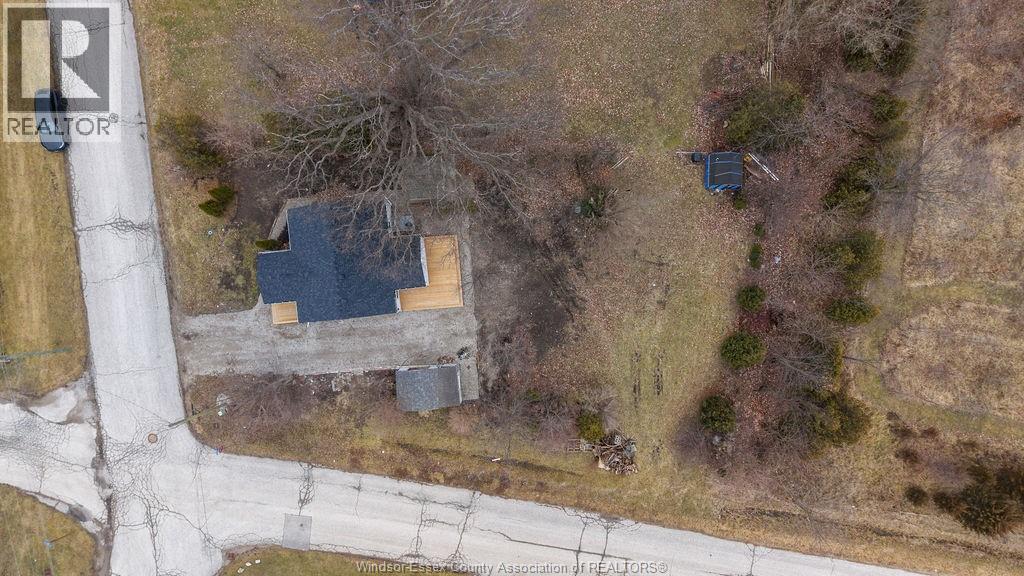 23 SCOTT LANE - 29