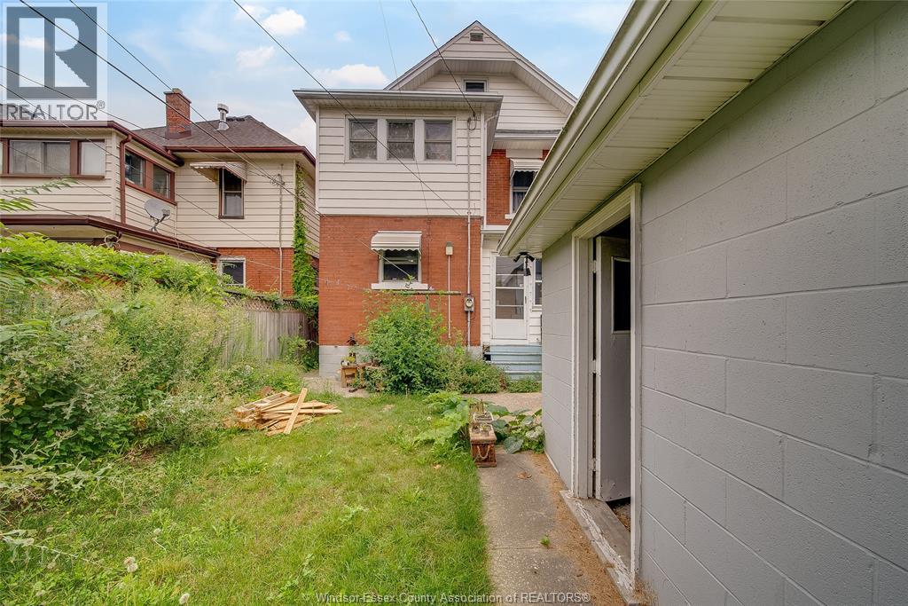 1333 WINDERMERE - Image 16