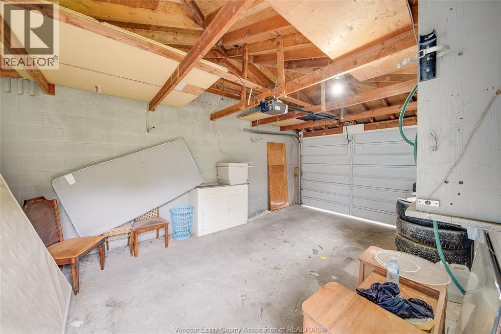 1333 WINDERMERE - Image 17