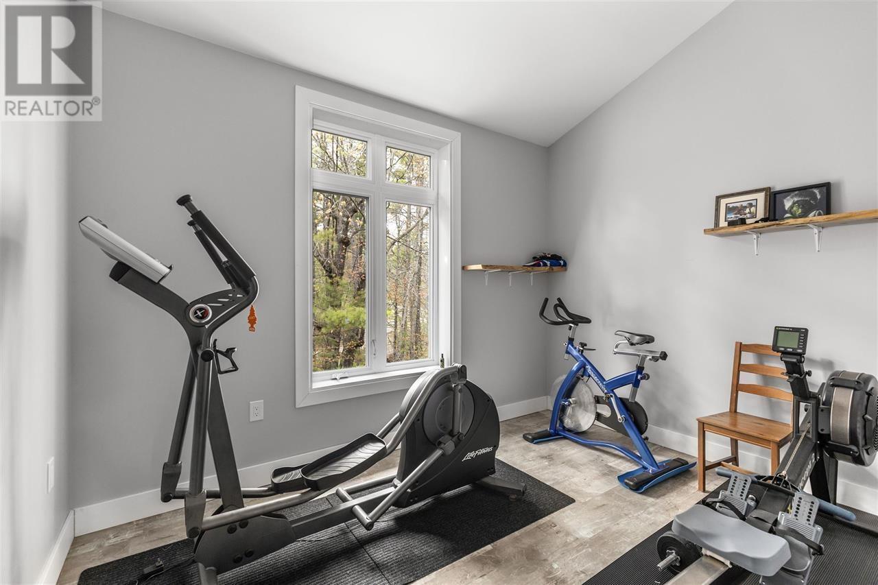 35 Emily CT - 16