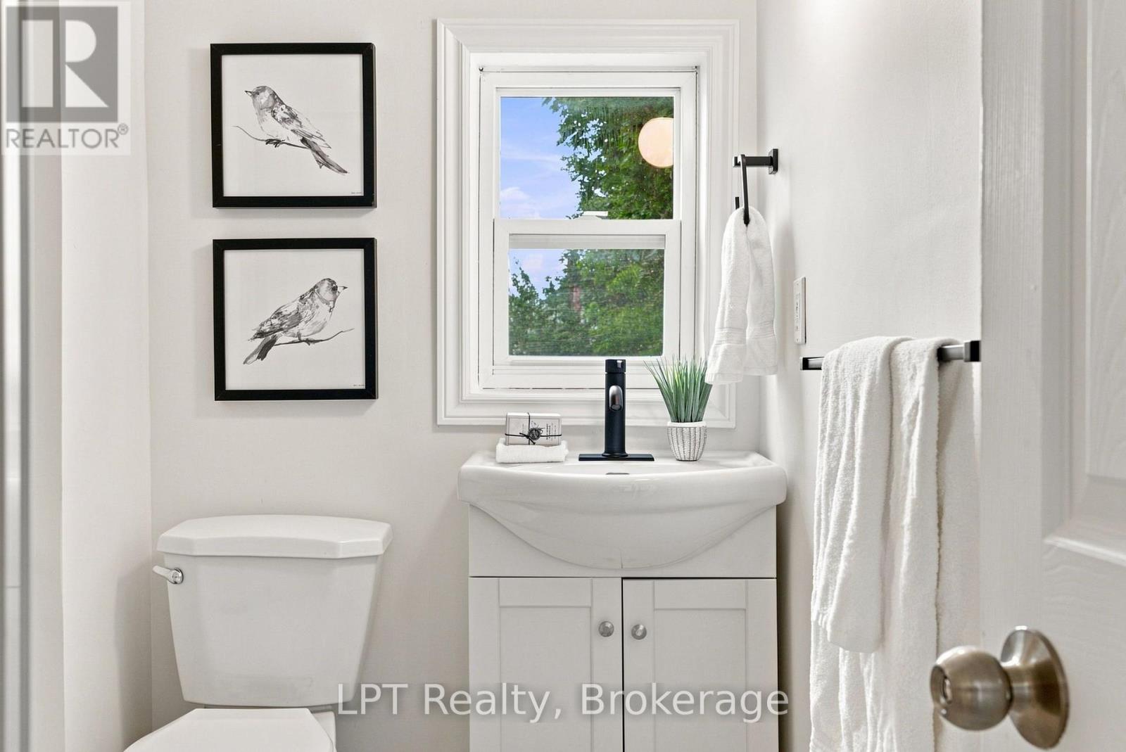112 OLIVE AVENUE - Image 33
