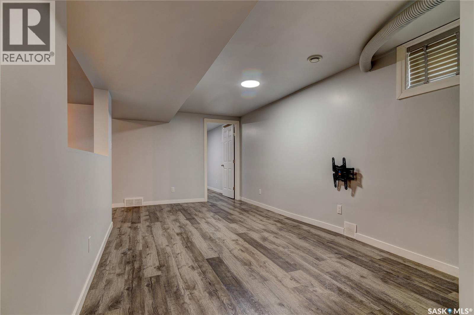 2476 McAra STREET - Image 19