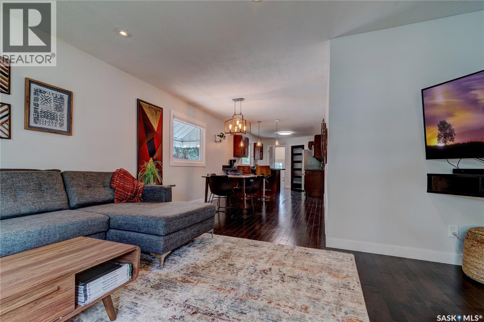 2476 McAra STREET - Image 8