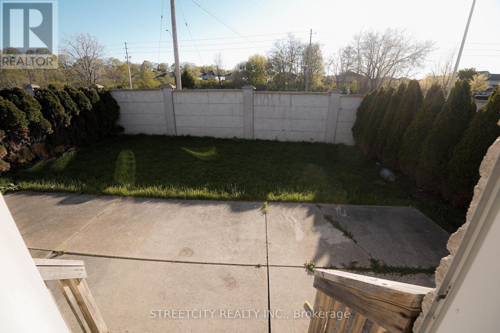 #5 1430 HIGHBURY AVENUE N - Image 8