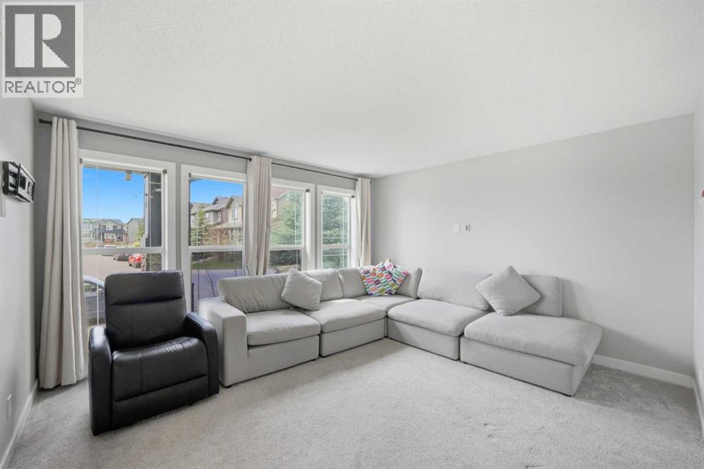 39 Panora Square Northwest - Photo 9