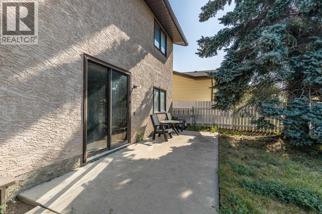 21 Rundle Crescent Southeast - Photo 44