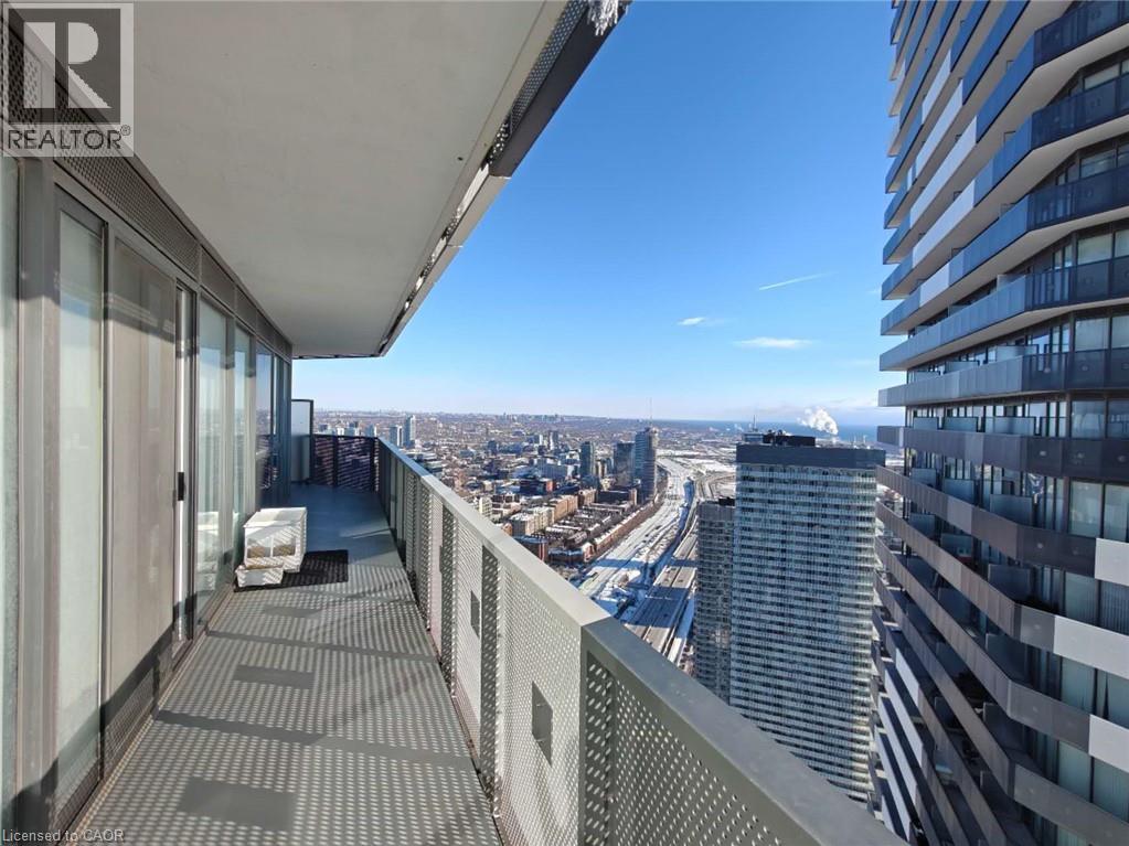 #6008 55 COOPER Street - Image 10