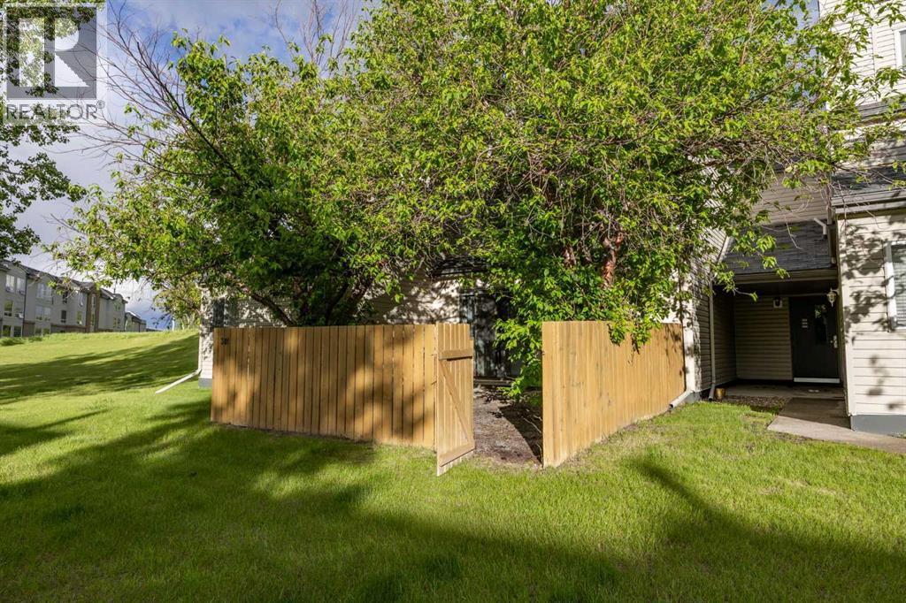 1540 29 Street Northwest - Photo 30