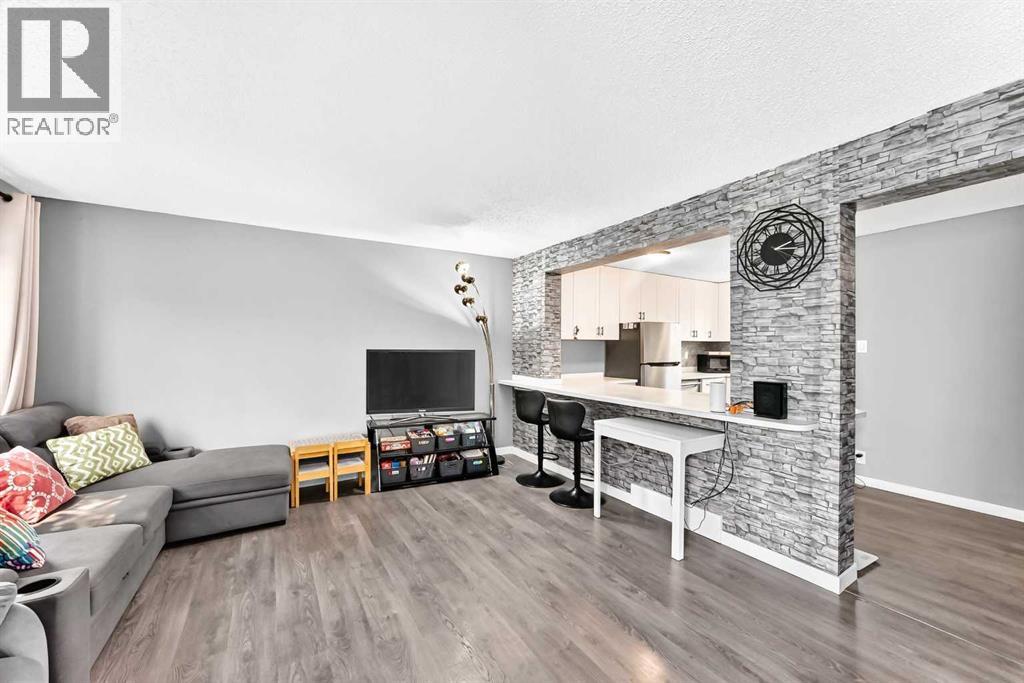 2078 7 Avenue North - Photo 5