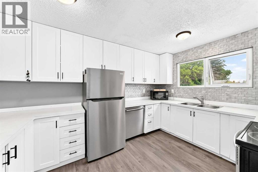 2078 7 Avenue North - Photo 6
