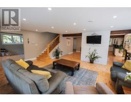 136 Main Street thumbnail 15