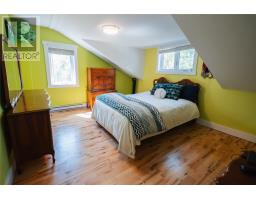 136 Main Street thumbnail 27