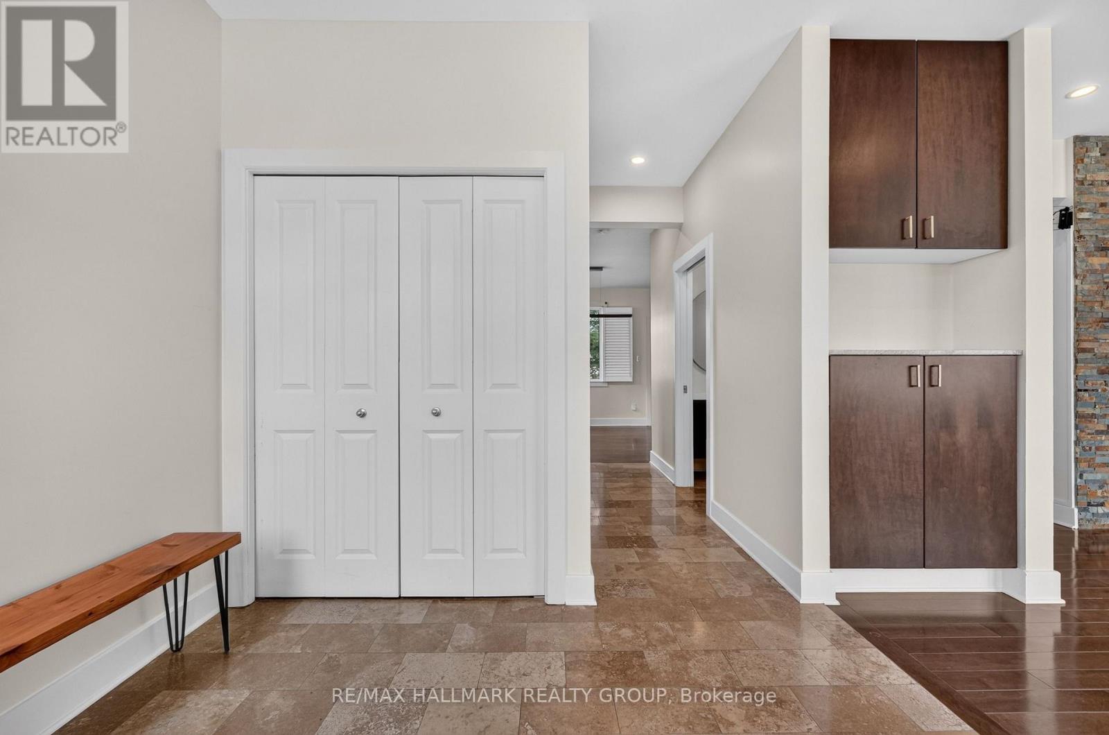 3 Bed, 3 Bath House for Sale in Ottawa – 1559 QUEENSDALE AVENUE, Ottawa – MLS# X13675378 - Image 8