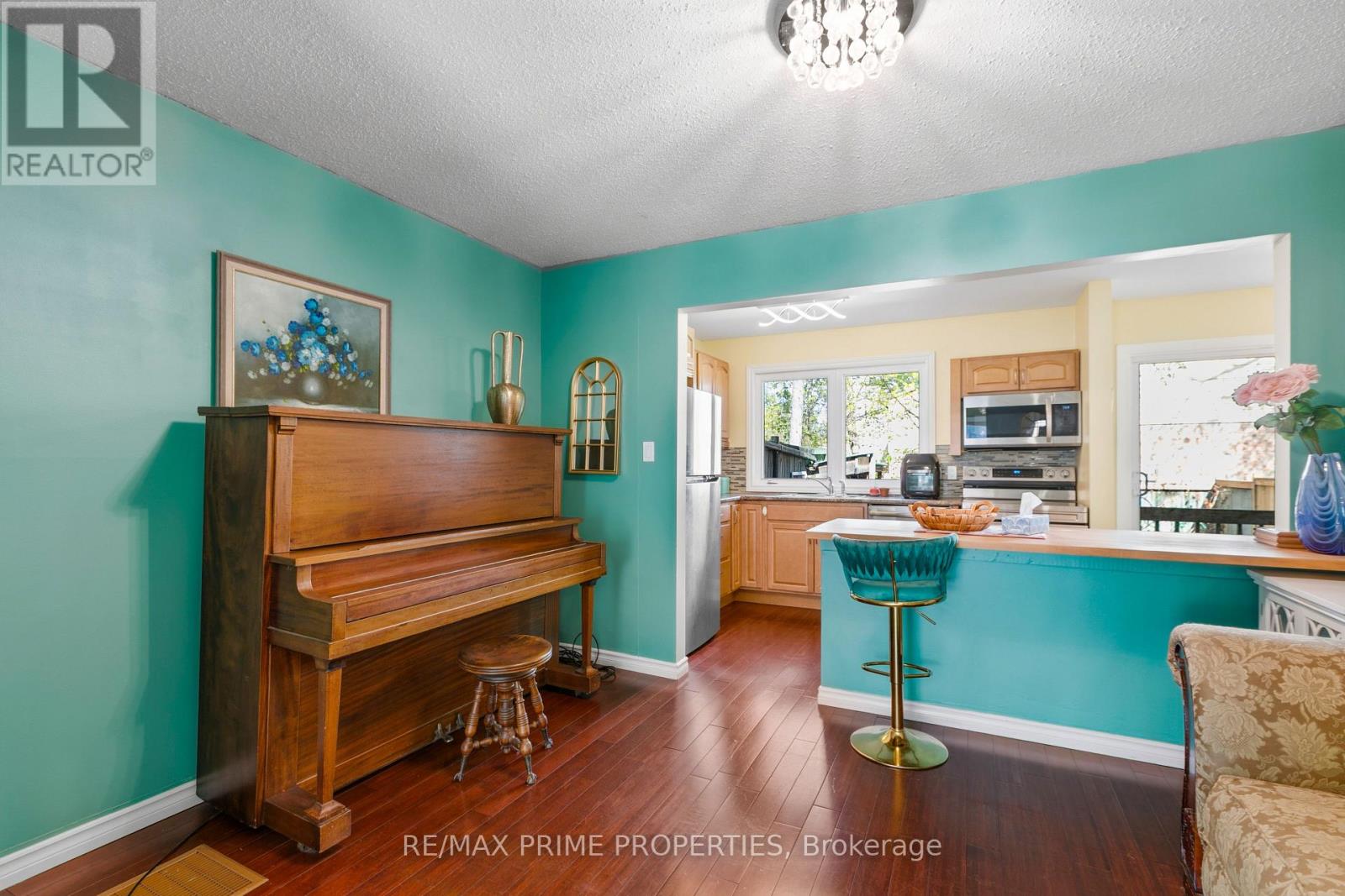 3 Bed, 2 Bath House for Sale in Ottawa – 22 – 3691 ALBION ROAD, Ottawa – MLS# X13675394 - Image 9