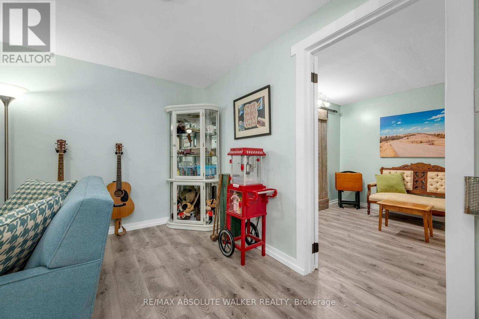 331 WOLFE CRESCENT - Image 17