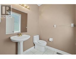 17 Warnock Court, Ottawa, ON K1J1H1 Photo 24