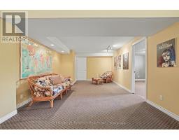 17 Warnock Court, Ottawa, ON K1J1H1 Photo 37