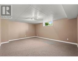 17 Warnock Court, Ottawa, ON K1J1H1 Photo 38