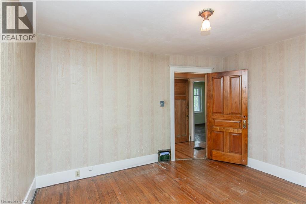 64 SIMEON Street - 20