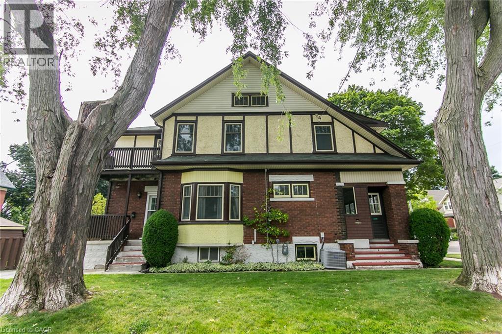 64 SIMEON Street - 4