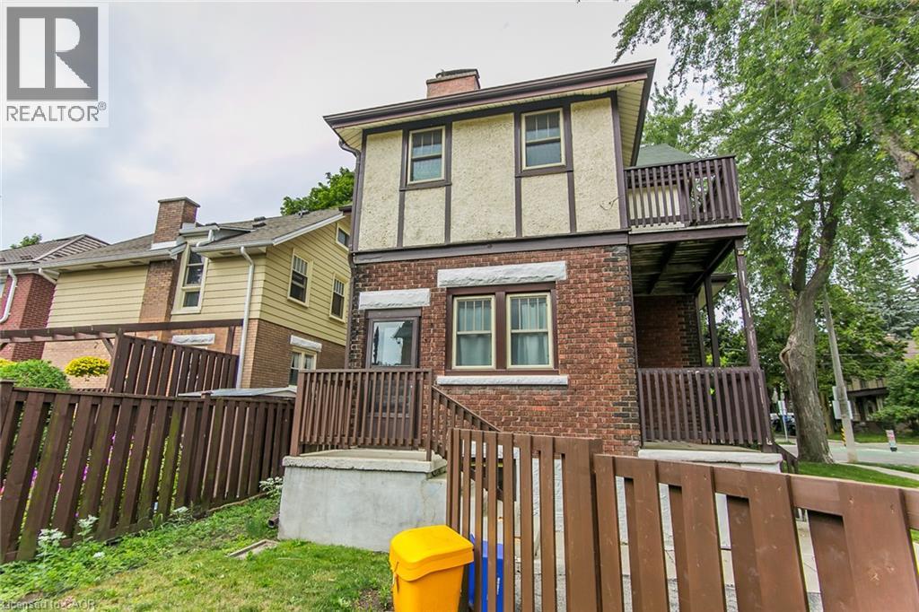 64 SIMEON Street - Image 46
