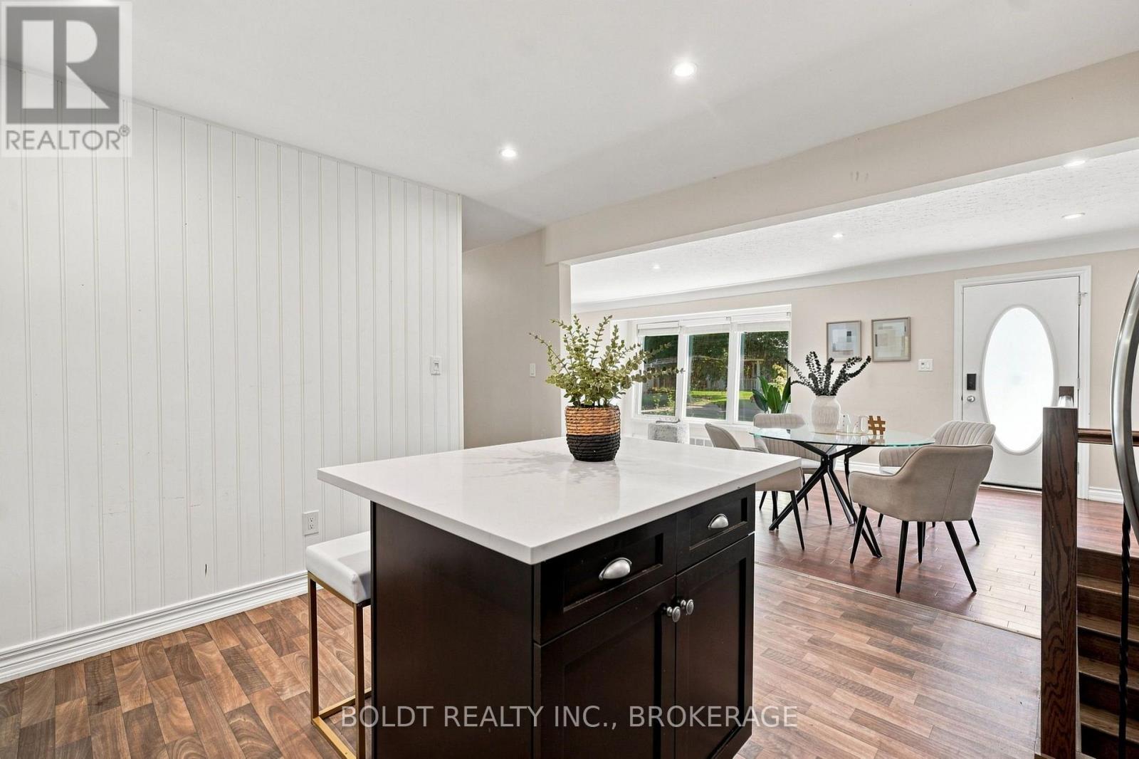 23 WOODELM DRIVE - Image 14