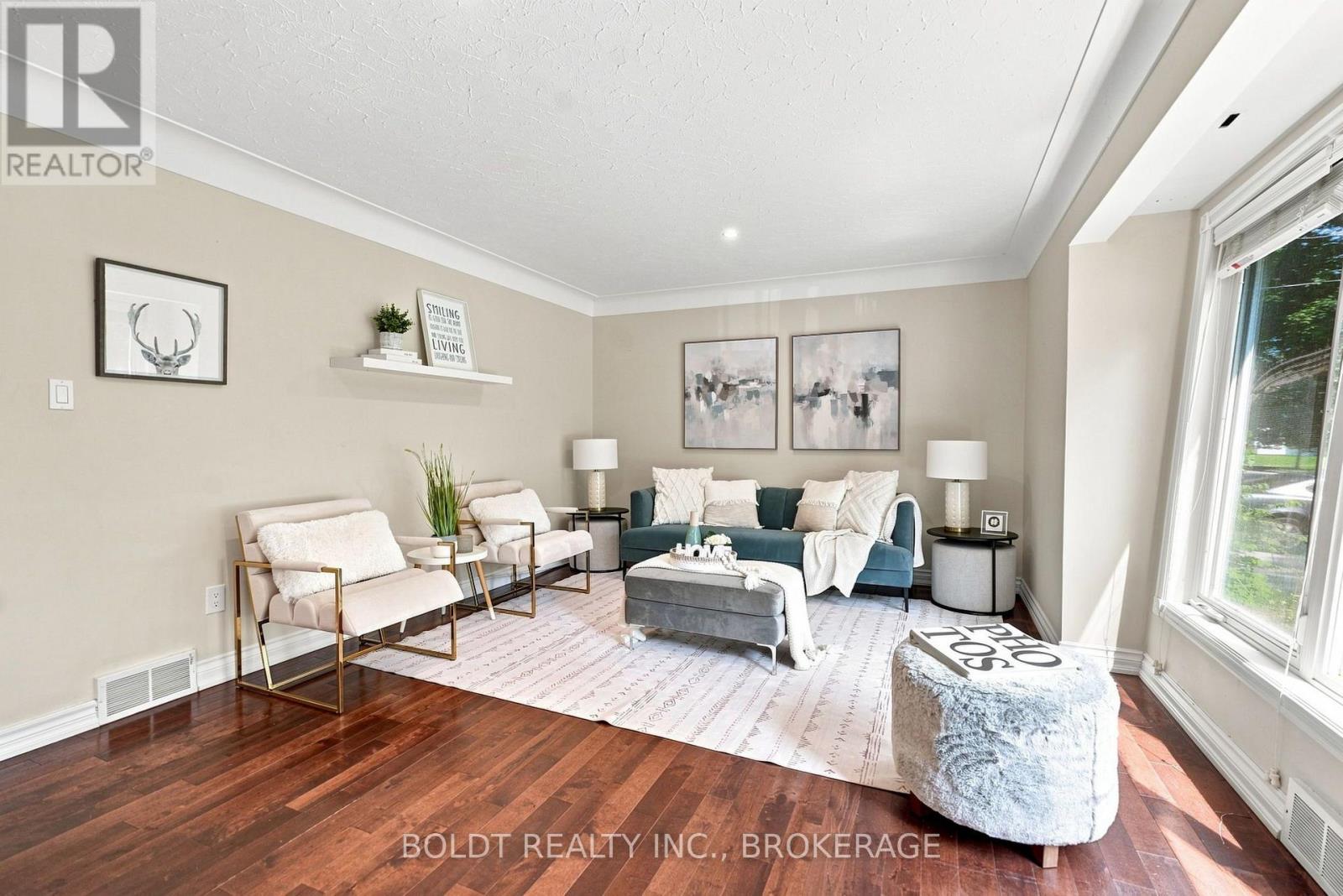 23 WOODELM DRIVE - 5
