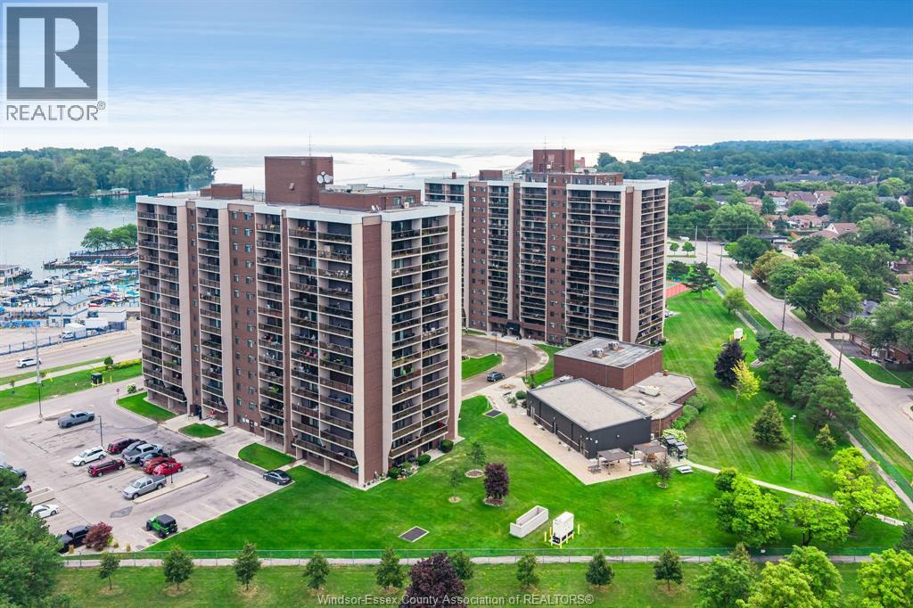 #319E 9099 Riverside DRIVE East - 40