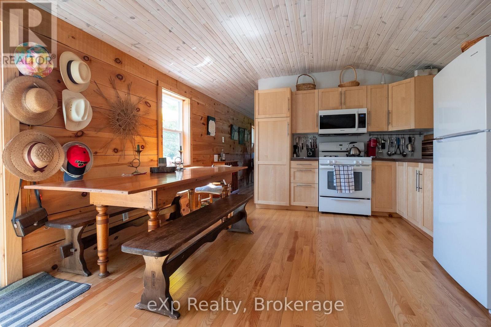 174745 MULOCK ROAD - Image 19