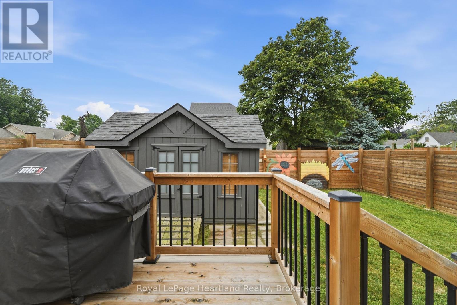5 BRITANNIA ROAD W - Image 24