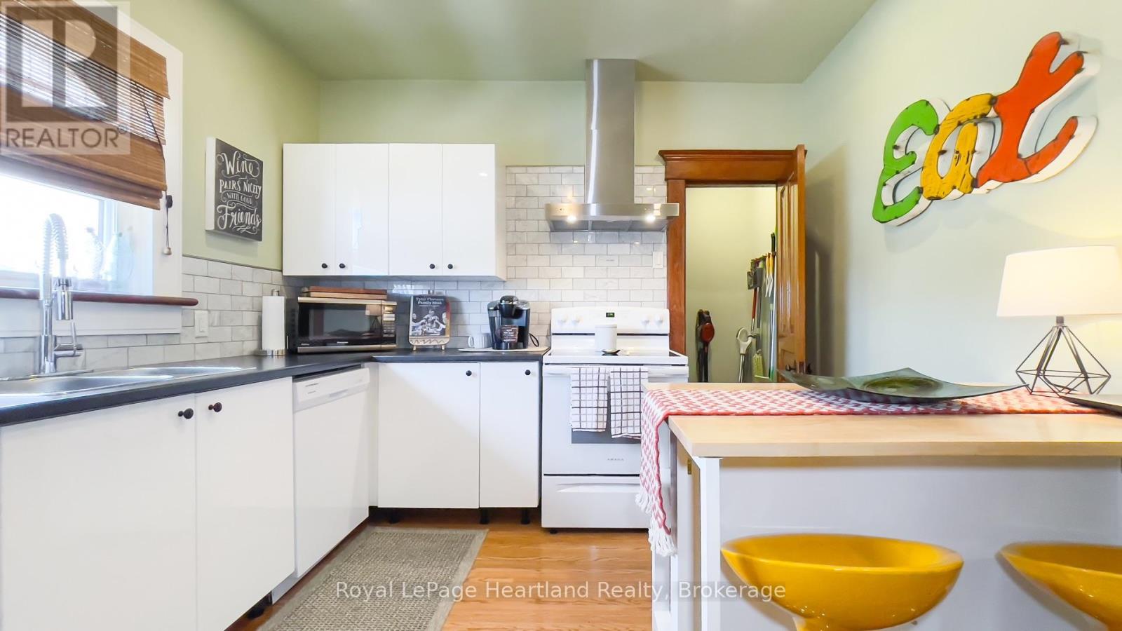 5 BRITANNIA ROAD W - Image 38