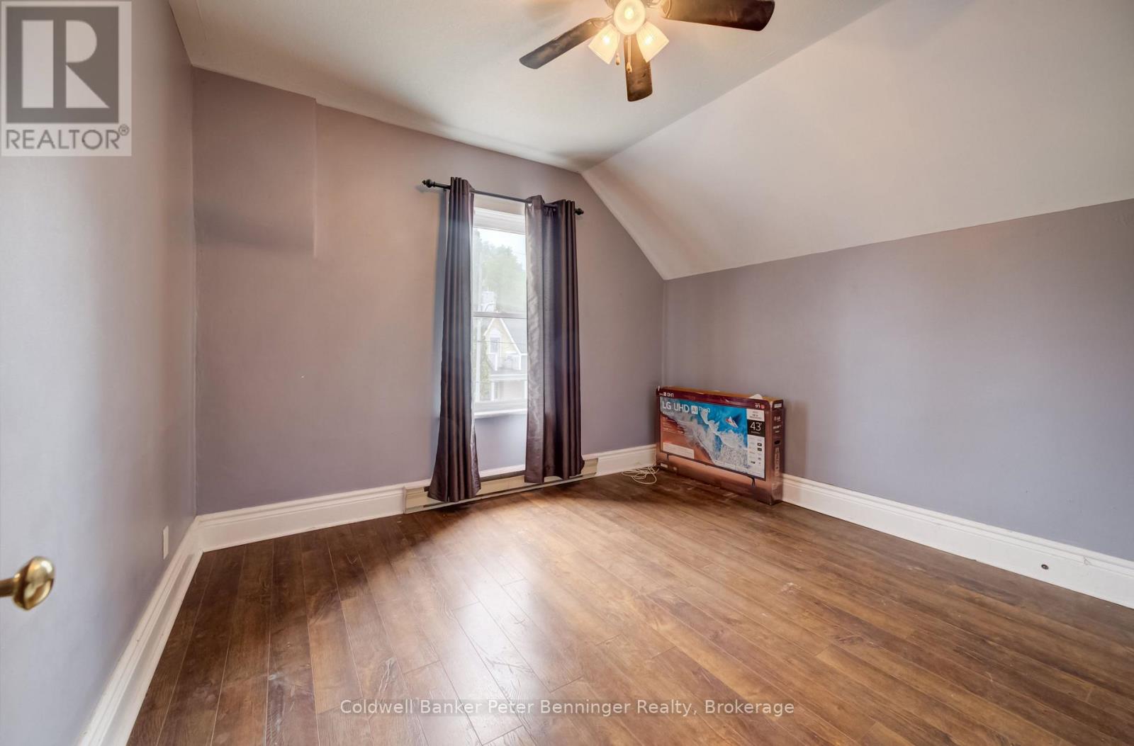 618 8TH AVENUE - Image 22
