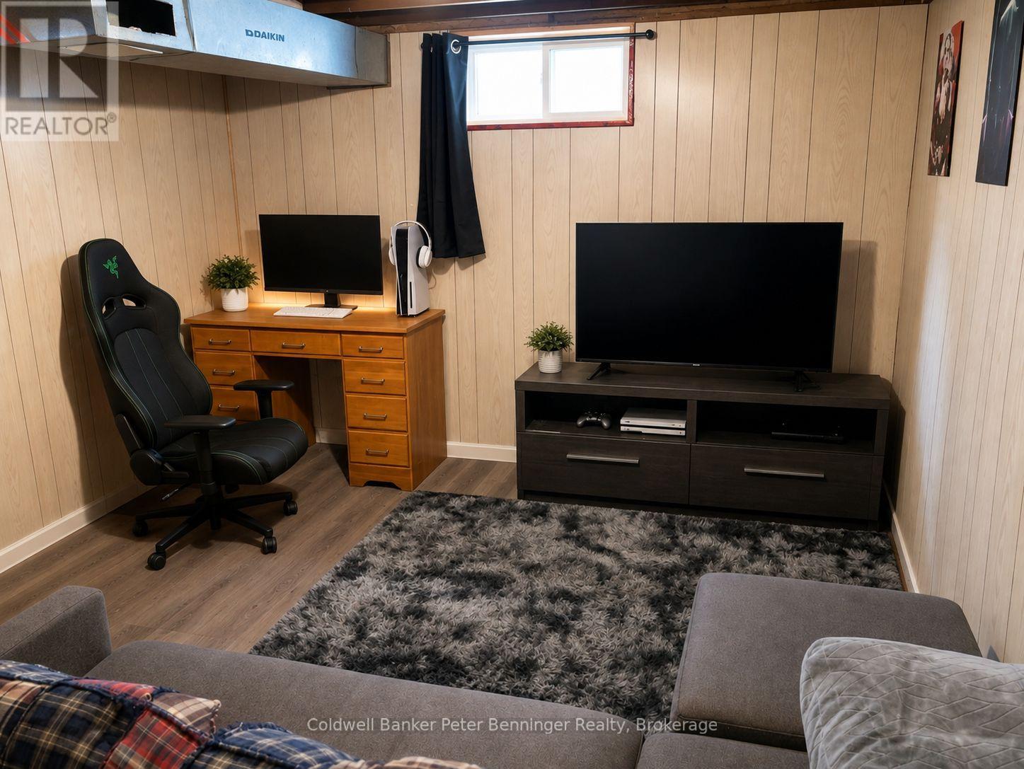618 8TH AVENUE - Image 24