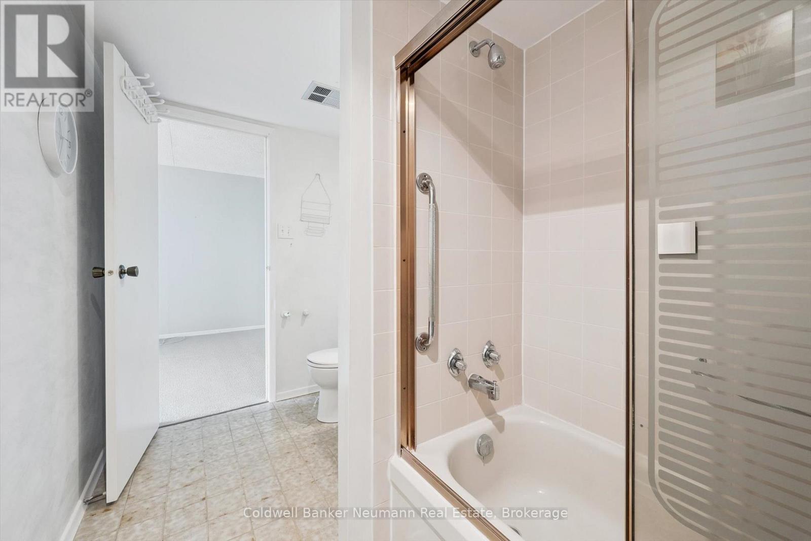 #708 22 MARILYN DRIVE - Image 25