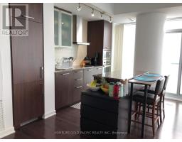 Bathroom - 5208 - 14 York Street, Toronto, ON M5J0B1 Photo 7
