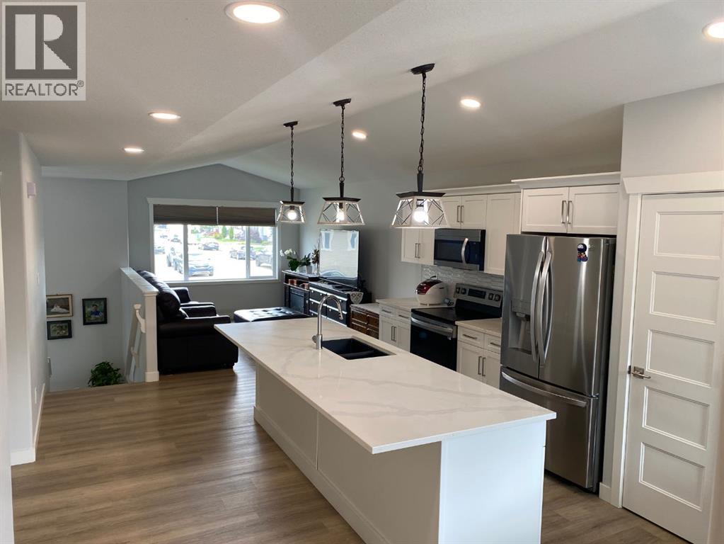 7401 44 Avenue - Photo 17