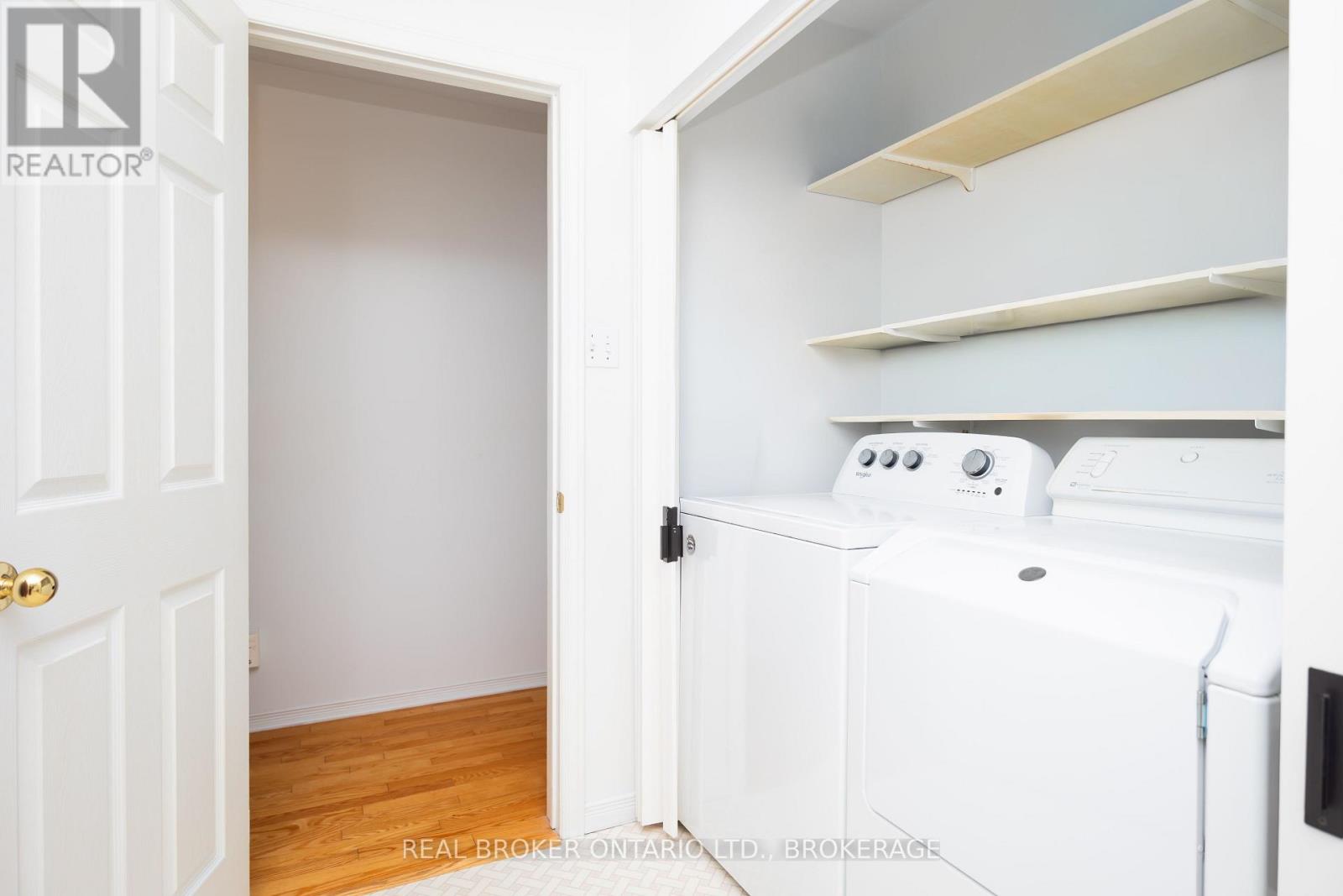 20392 ROY CRESCENT - 21