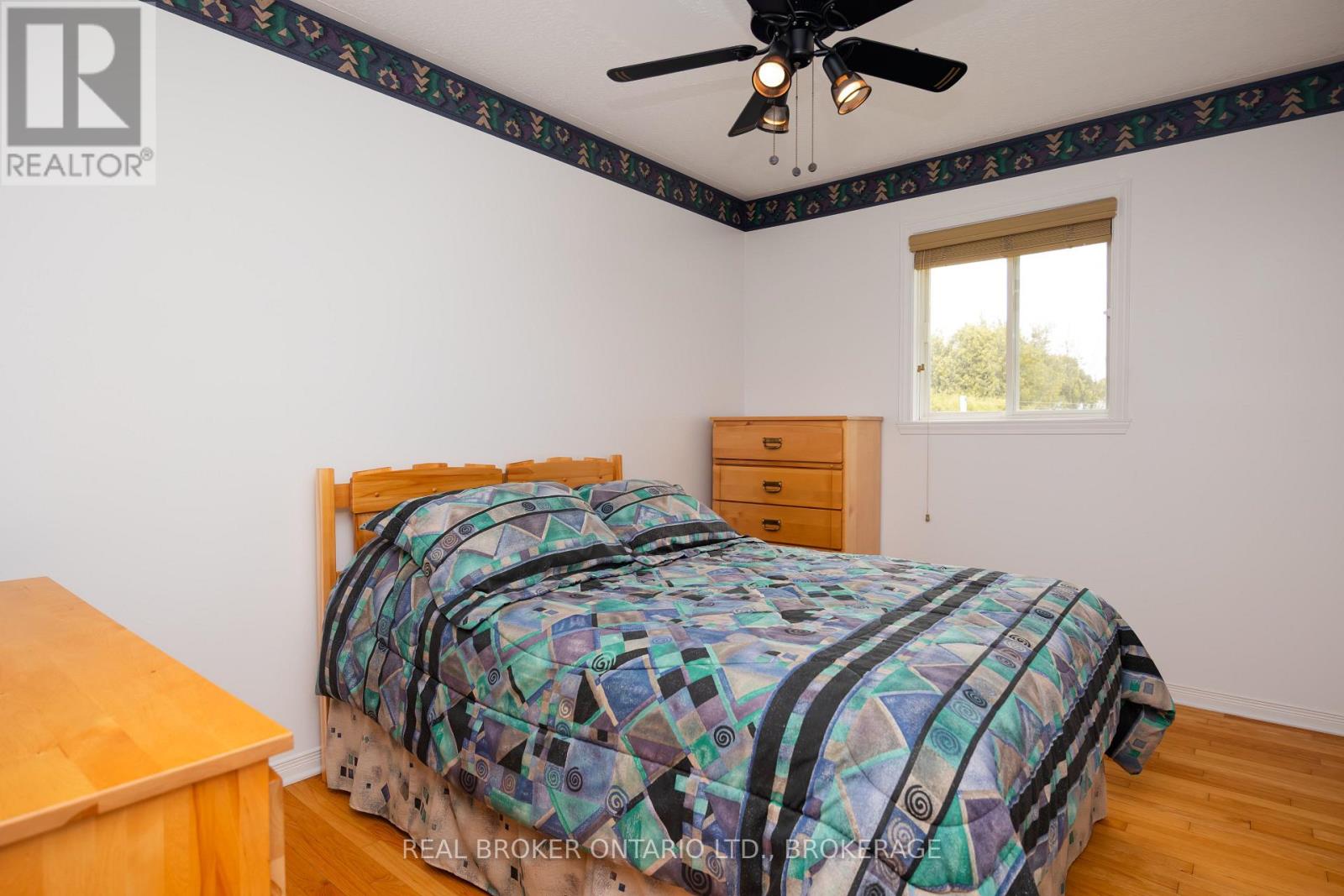 20392 ROY CRESCENT - 28