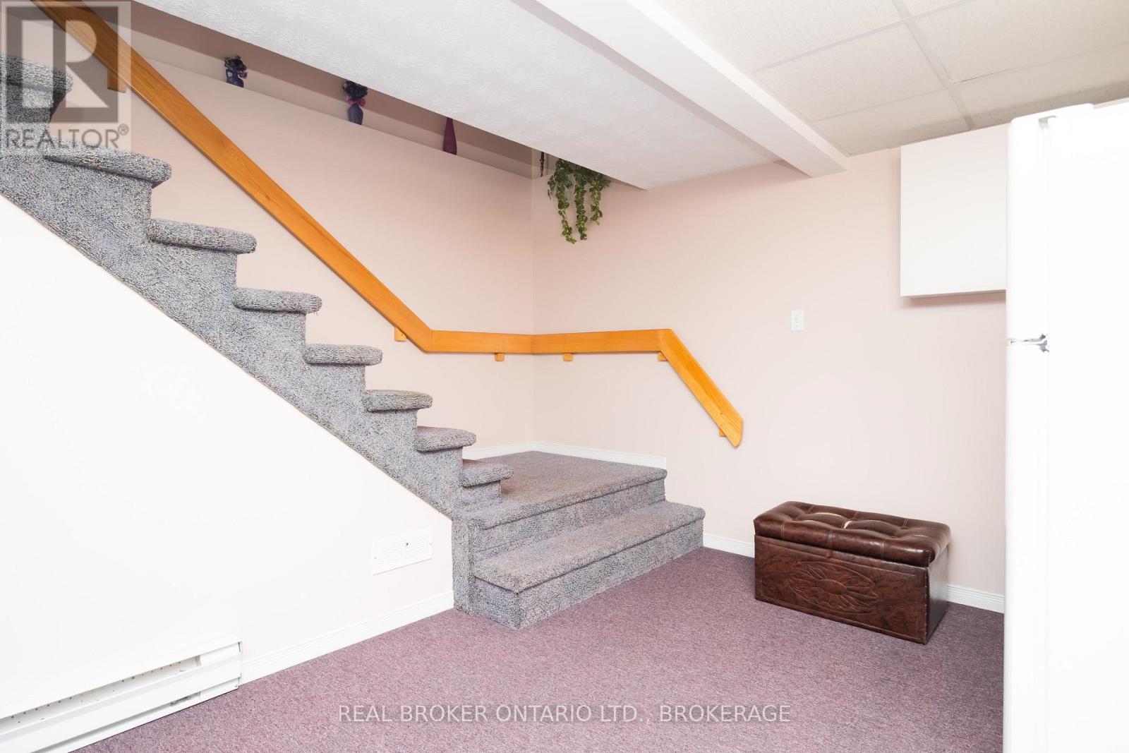 20392 ROY CRESCENT - 31