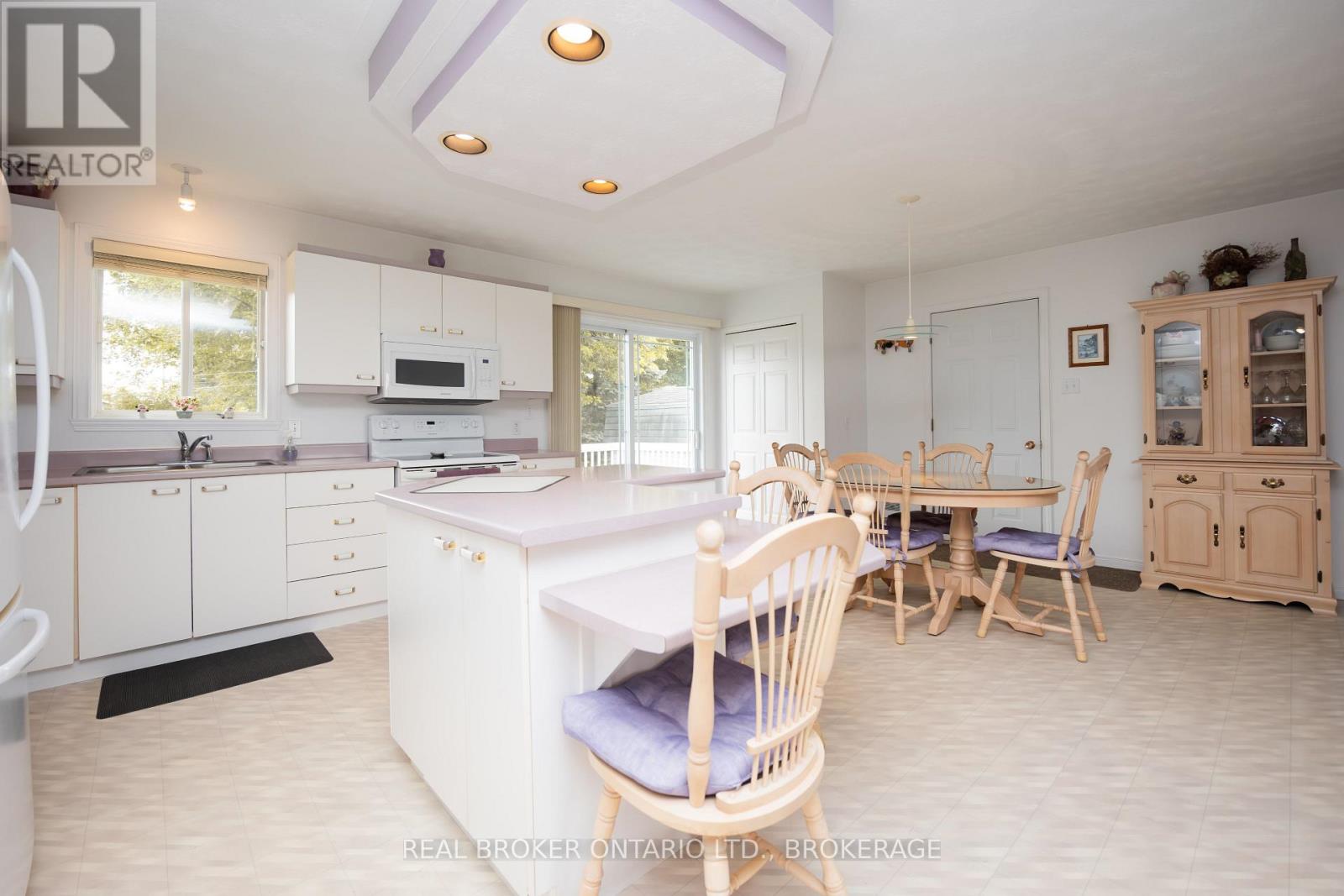 20392 ROY CRESCENT - Image 7